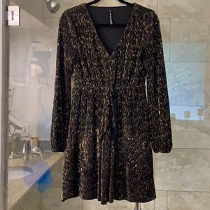 Get out on the dance floor and DANCE dress!